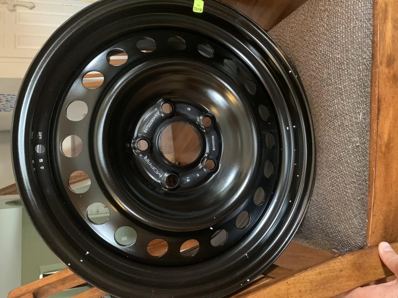 Jeep Gladiator ‘21 Sport w/2” Mopar, Kenda 35x10.50 on Mopar Steel Spares 41B3C867-3F80-4BA3-864A-6B7F83BC32D6