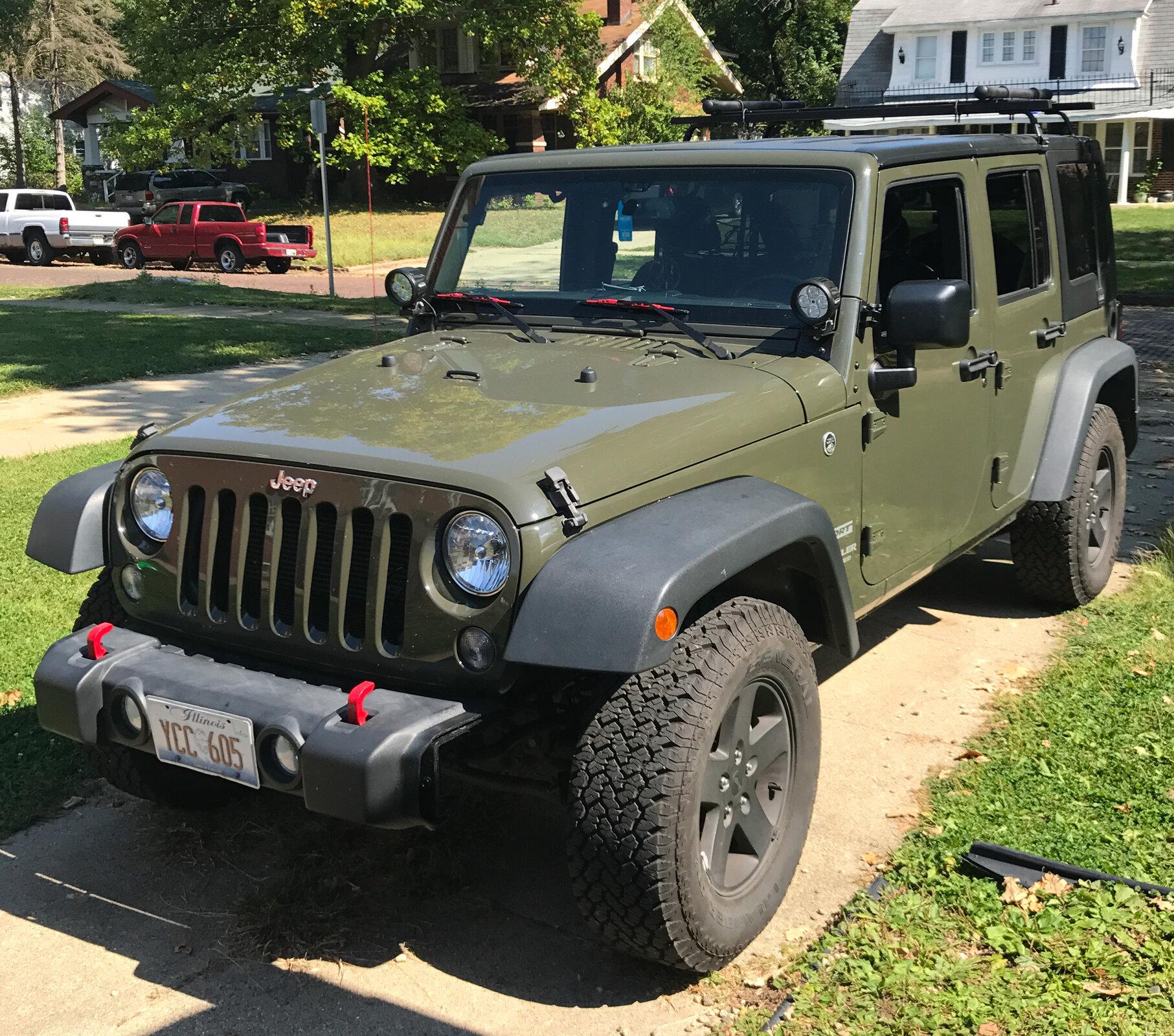 Jeep Gladiator What other color do you wish the Gladiator came in? 22CB41B4-BEE1-4C3E-902E-586F4D7EE122