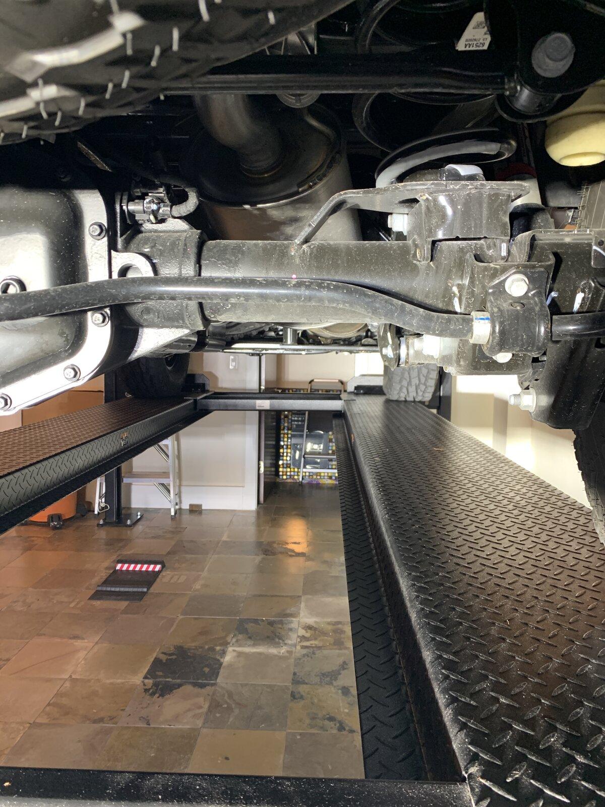 Jeep Gladiator Gladiator: Diesel Undercarriage Pics? 832C9AA6-FEBD-48FD-8791-BB2E06C4008C