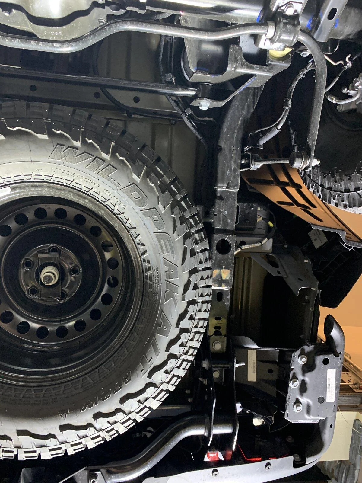 Jeep Gladiator Gladiator: Diesel Undercarriage Pics? 1921ED9A-3CBA-4F8E-816D-D9AEBD399029