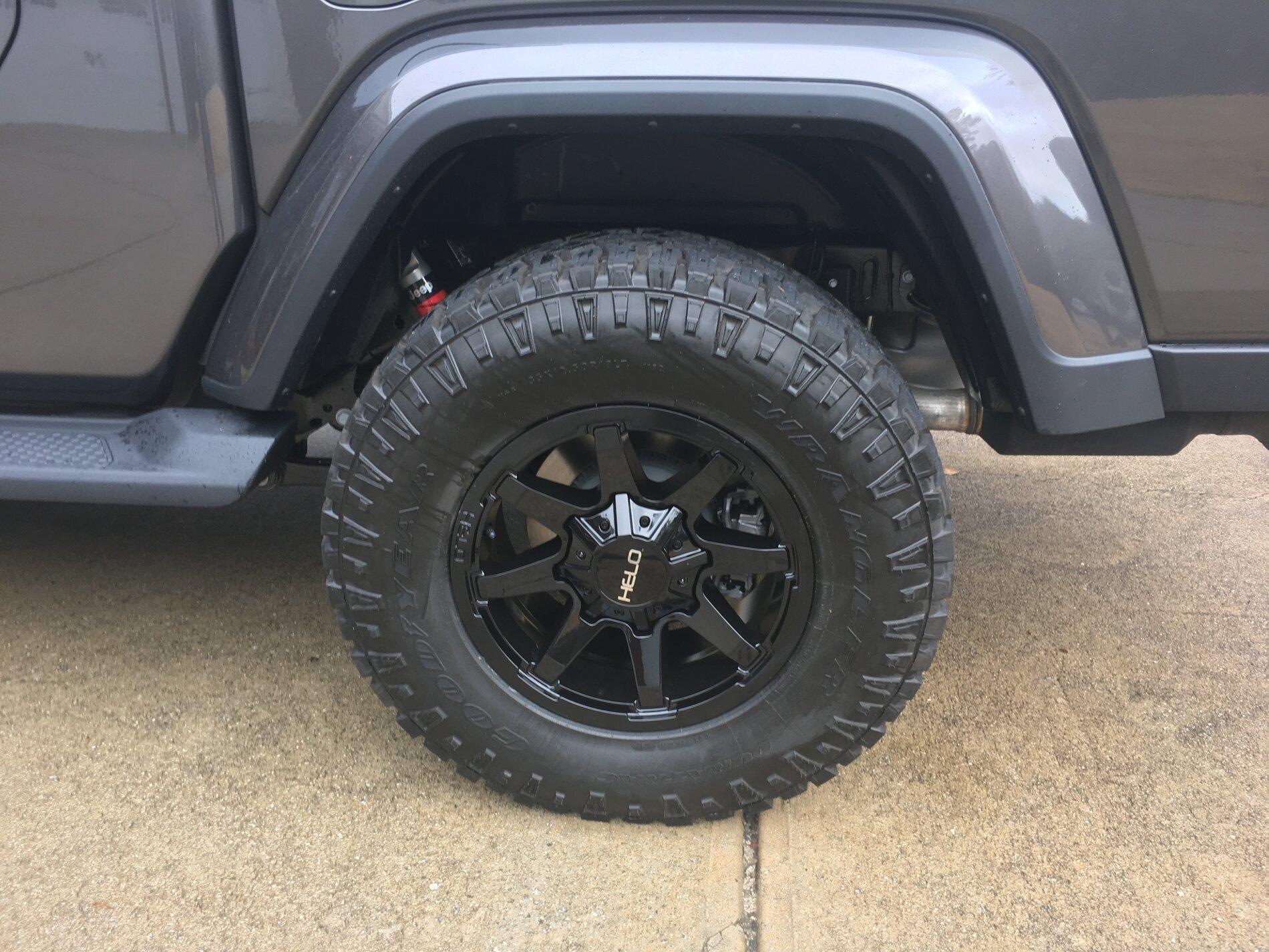 Jeep Gladiator GY Duratracs: 35x12.5x17 -vs- 295/70R18 5580C2F0-684C-4D67-81E1-7656AFAD1CAD