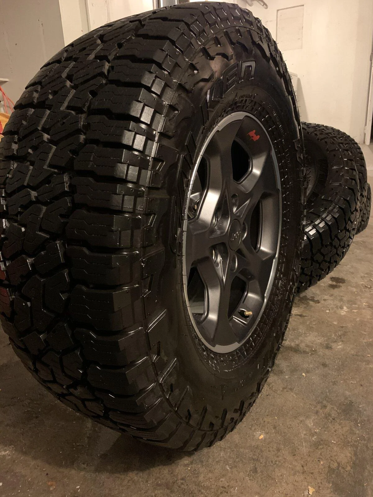 Jeep Gladiator Original Rubicon Wheels and Tires (285/70/R17 Falken WildPeaks) 35EEAA50-D041-4A0B-9A27-D97D57740756