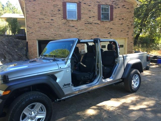 Jeep Gladiator Alabama Gladiators 31858C44-CFC2-4399-9279-E8FCE84A187C