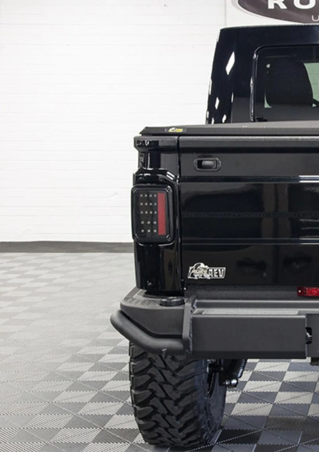 Jeep Gladiator Aftermarket LED taillights Screenshot_20201125-072012__01
