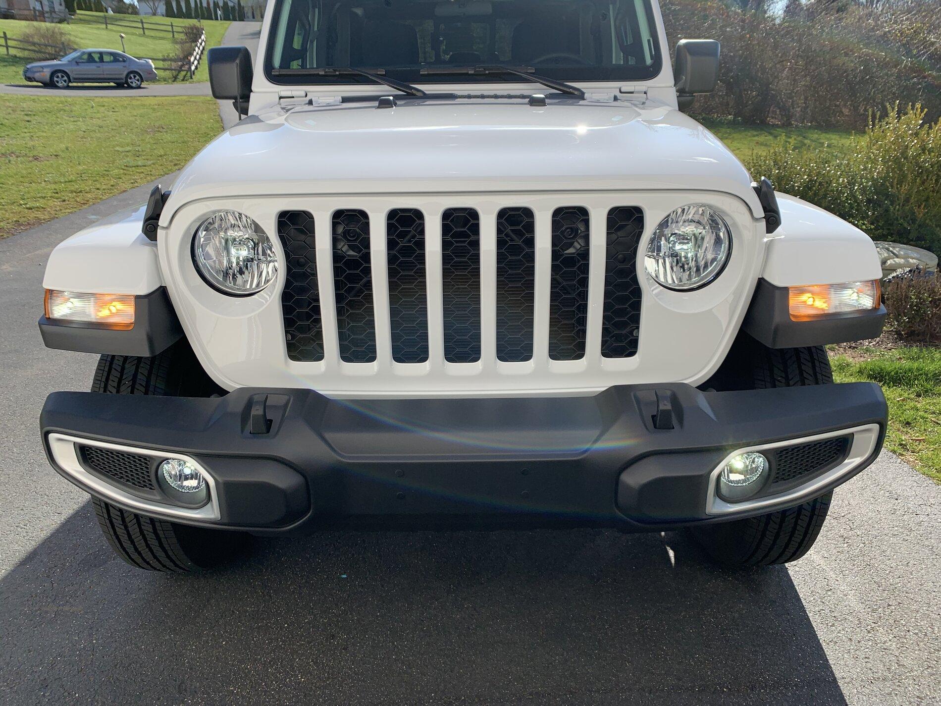 Jeep Gladiator LED Bulb Replacement - IT WORKS! 4B59DC96-7FBE-4EB9-800C-8165597805F6
