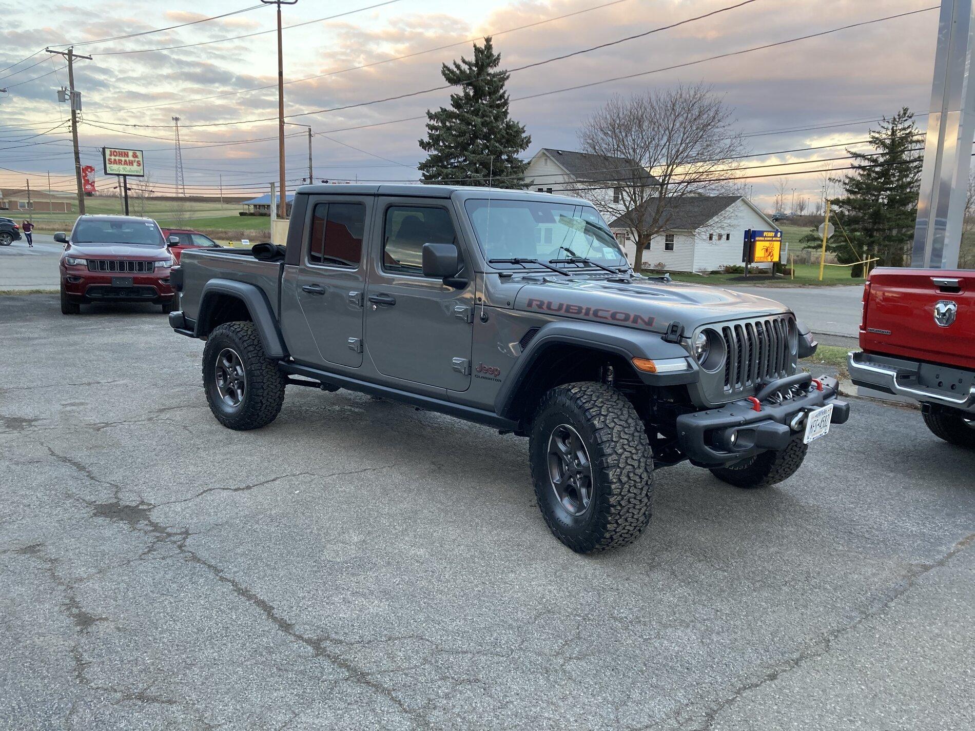 Jeep Gladiator (updated) First impressions of 35's on my Eco Diesel IMG_3399