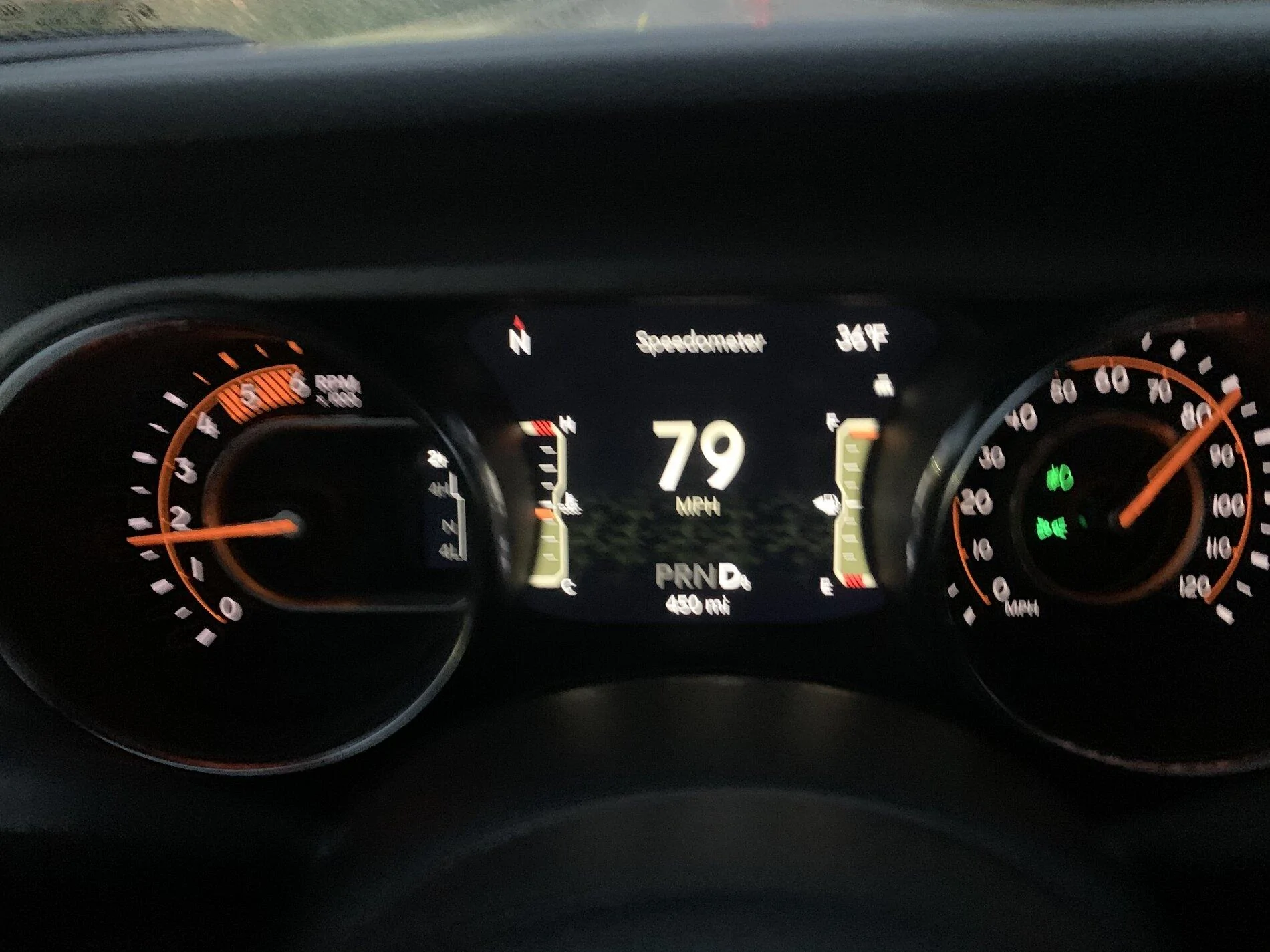 Jeep Gladiator 2021 JT  Sport Diesel w/38s and no lift 30E62B02-145A-41E9-970E-4DEBEA4197AE