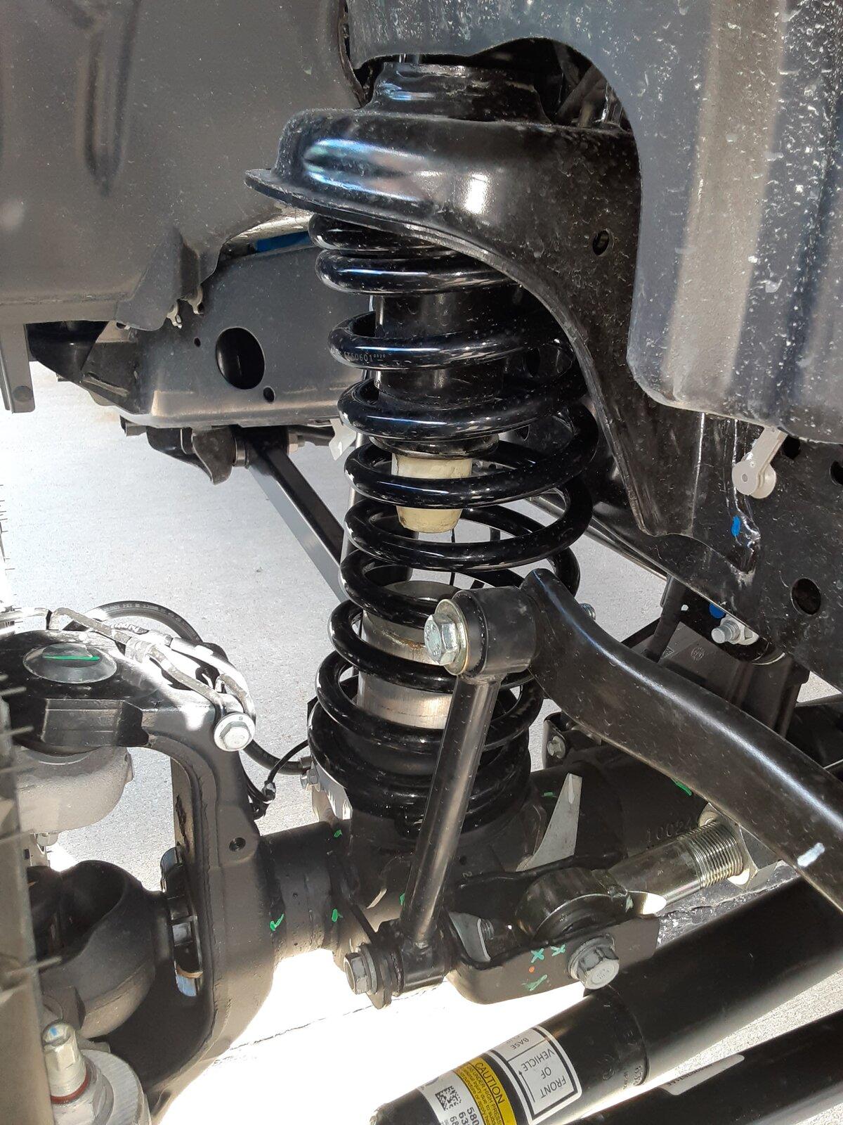 Jeep Gladiator New FabTech Mojave Lift Available 20201123_112238