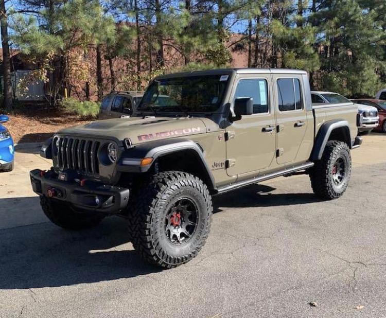 Jeep Gladiator Looking at buying a Gladiator, how is this price? 0181A44B-8544-45B4-90ED-85204F82F076