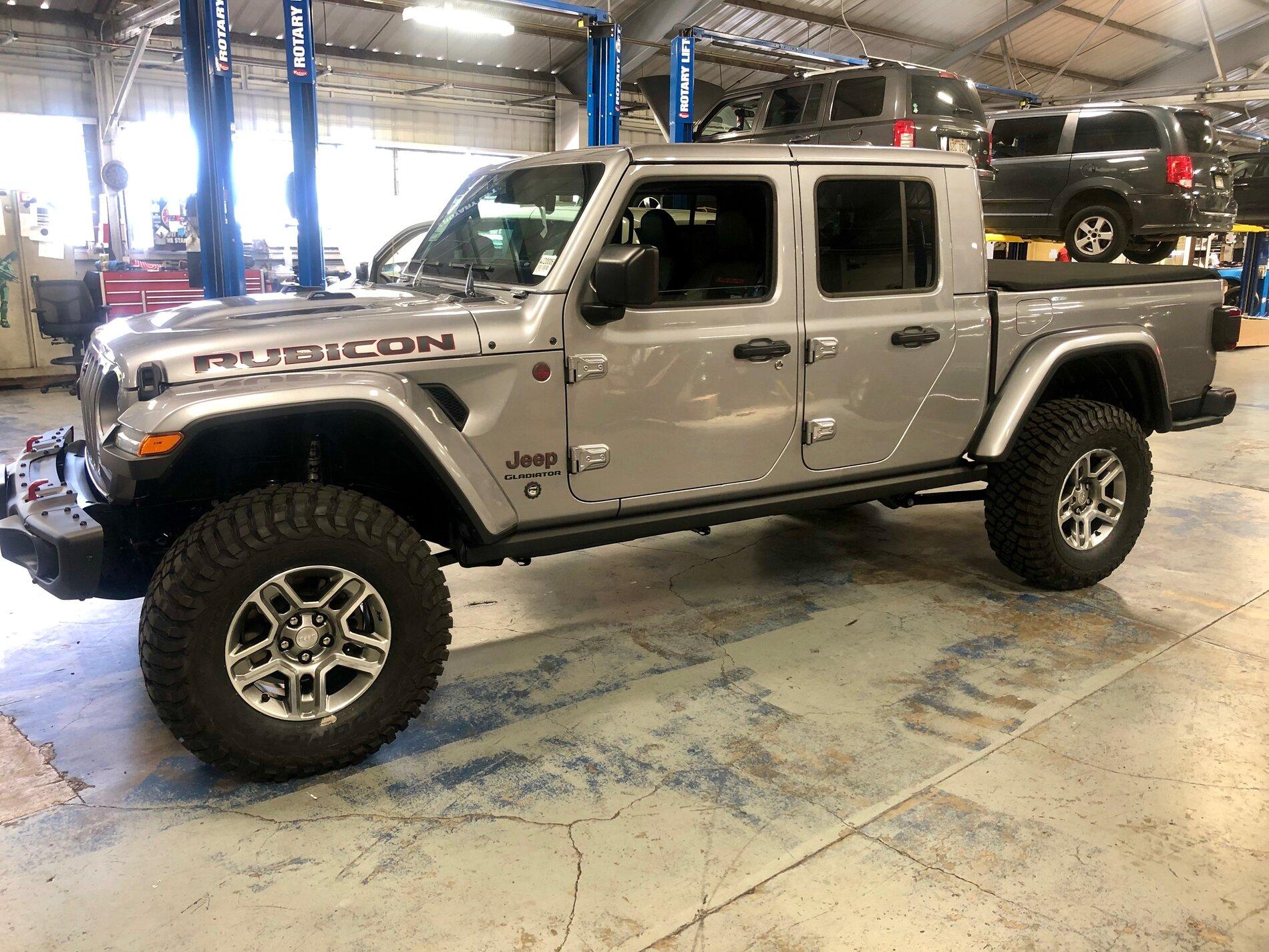 Jeep Gladiator Anyone Here Running BFG 39x13.50 KM3's? IMG_0740.JPG