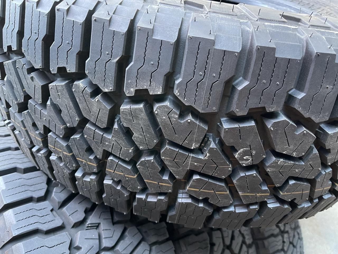 Jeep Gladiator SOLD: 5 tires - Falken Wildpeak A/T AT3W  LT285/70R17 167ADCBD-4820-41AA-8517-39A573677048