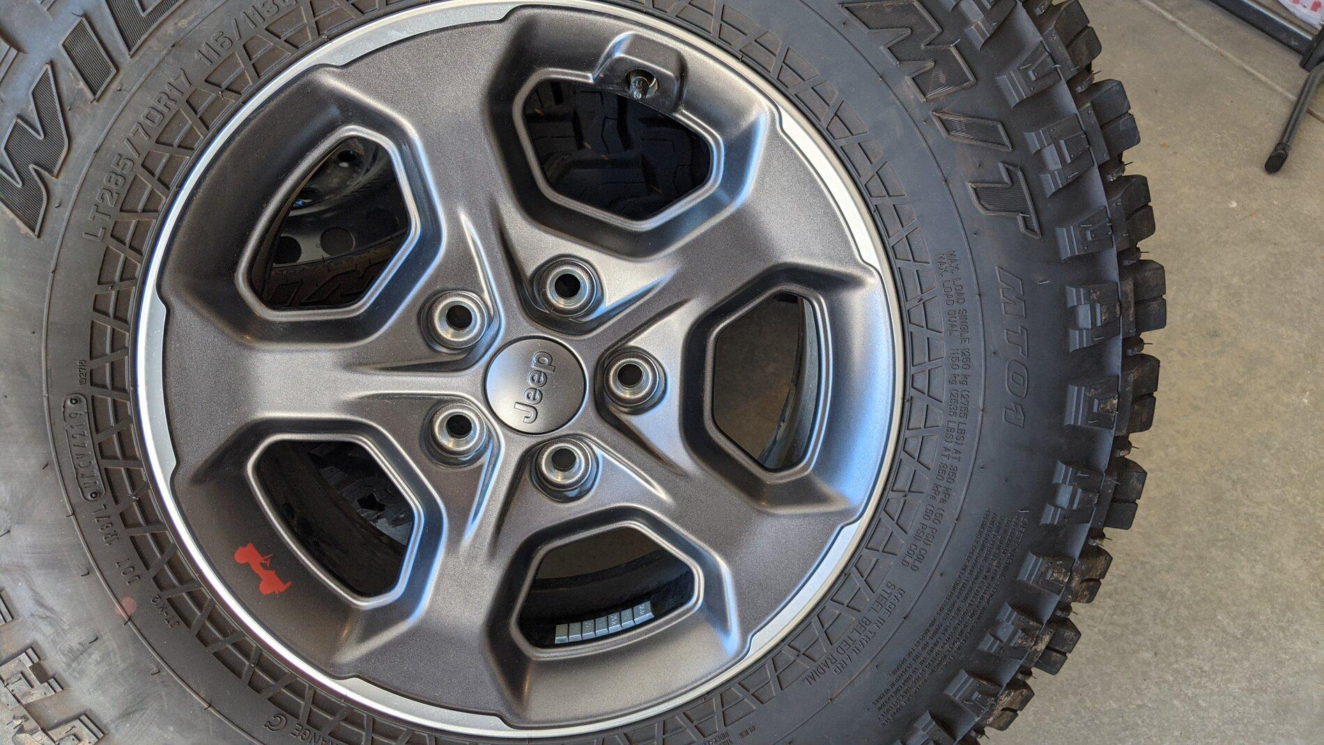 Jeep Gladiator Rubicon Takeoff Wheels + MT Tires, TPMS and Spare included - $1000 PXL_20201128_194505339
