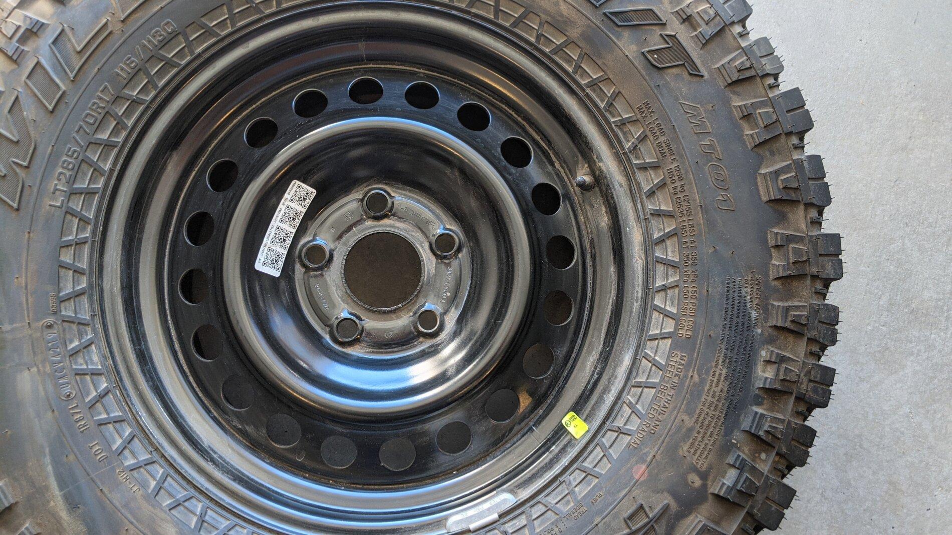 Jeep Gladiator Rubicon Takeoff Wheels + MT Tires, TPMS and Spare included - $1000 PXL_20201128_194840966