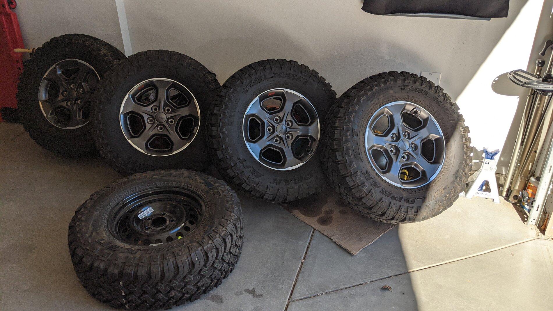 Jeep Gladiator Rubicon Takeoff Wheels + MT Tires, TPMS and Spare included - $1000 PXL_20201128_194920711