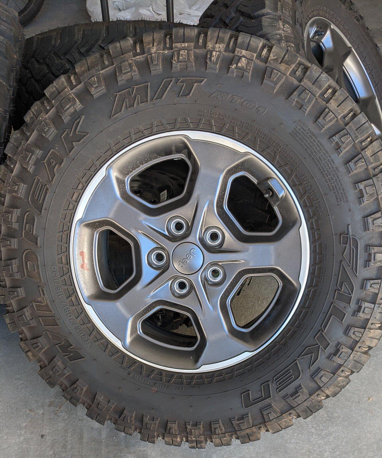 Jeep Gladiator Rubicon Takeoff Wheels + MT Tires, TPMS and Spare included - $1000 PXL_20201128_193939187