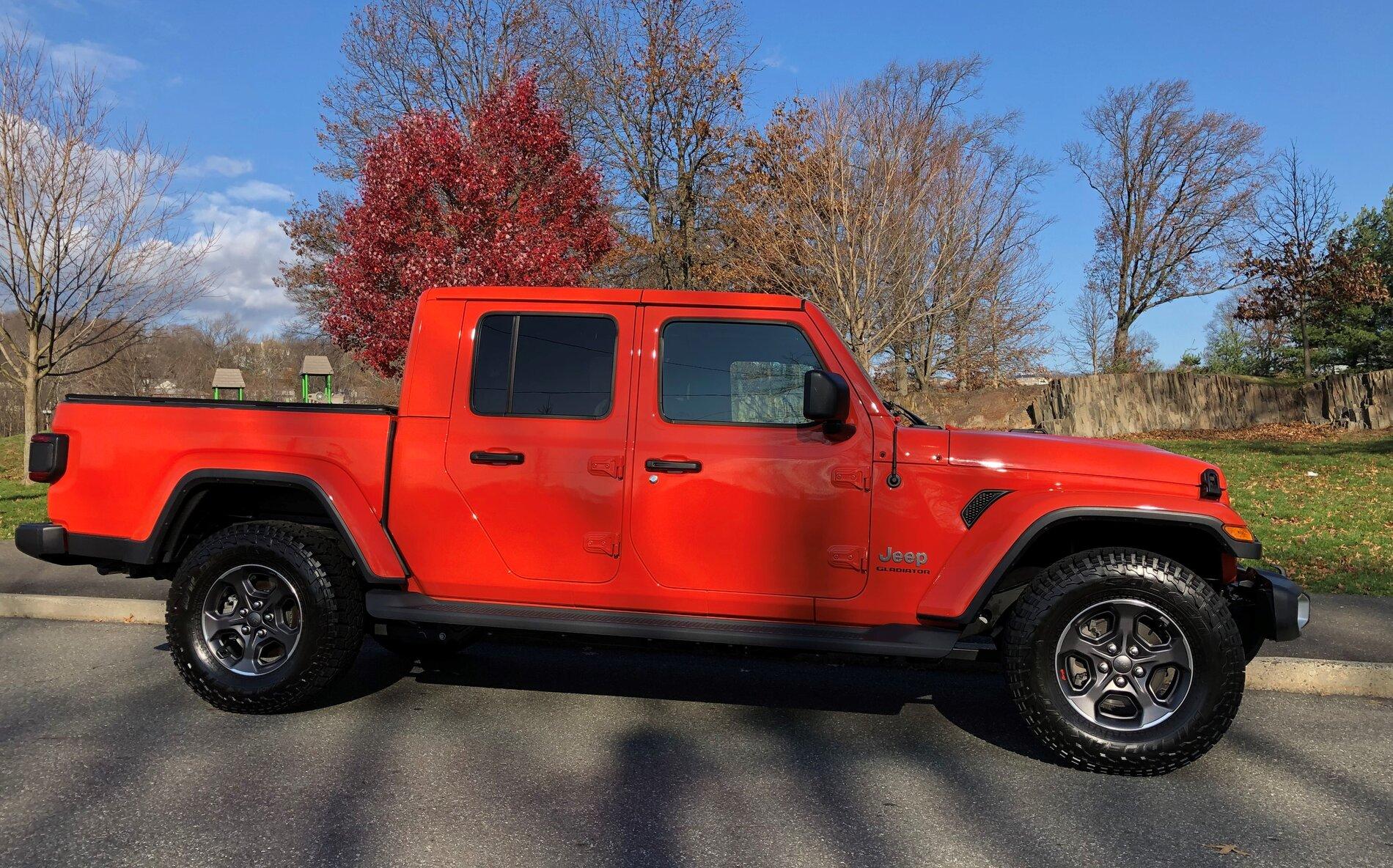 Jeep Gladiator Recommended A/T Tire for 2020 Overland wheels.JPG