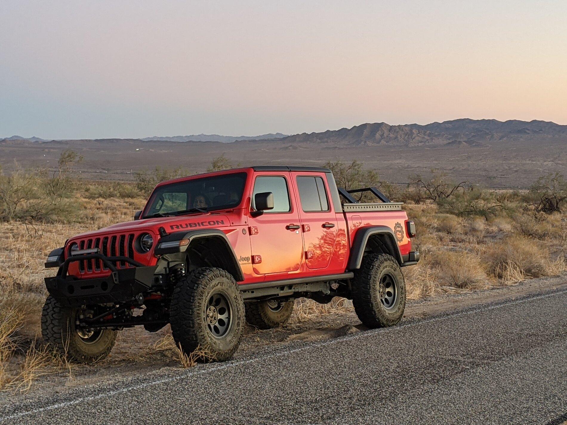 Jeep Gladiator EVO 4.5" / 38" desert trail Gladiator build PXL_20201129_004854061