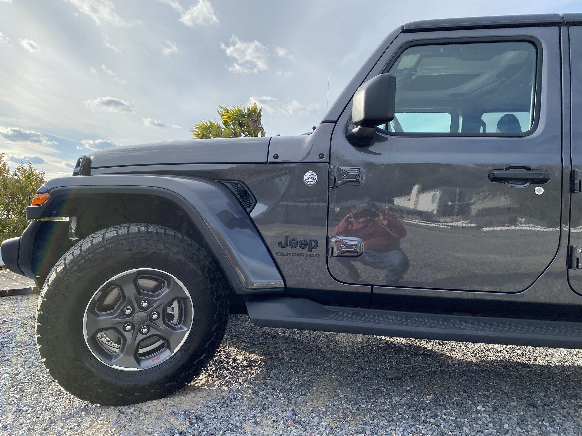 Jeep Gladiator 4 Rubi Takeoffs E398FE67-C1C2-4E59-91F9-2E398E49A15B