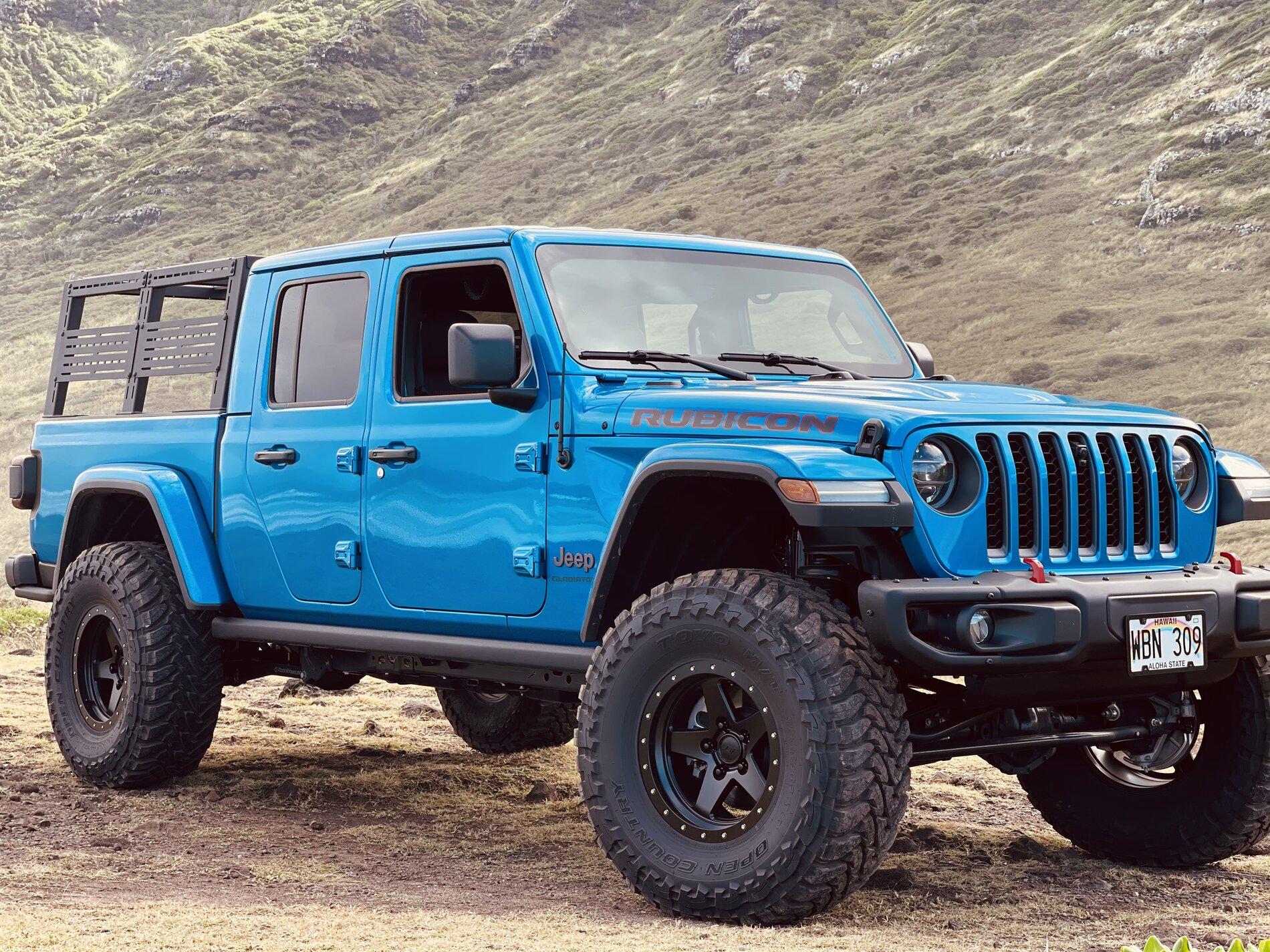 Jeep Gladiator HYDRO BLUE PEARL Gladiator JT Club 5F916F69-D132-434D-B9DA-E85182C26B26