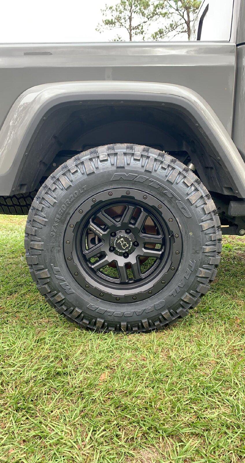 Jeep Gladiator STING GRAY Gladiator JT Club thumbnail (2)