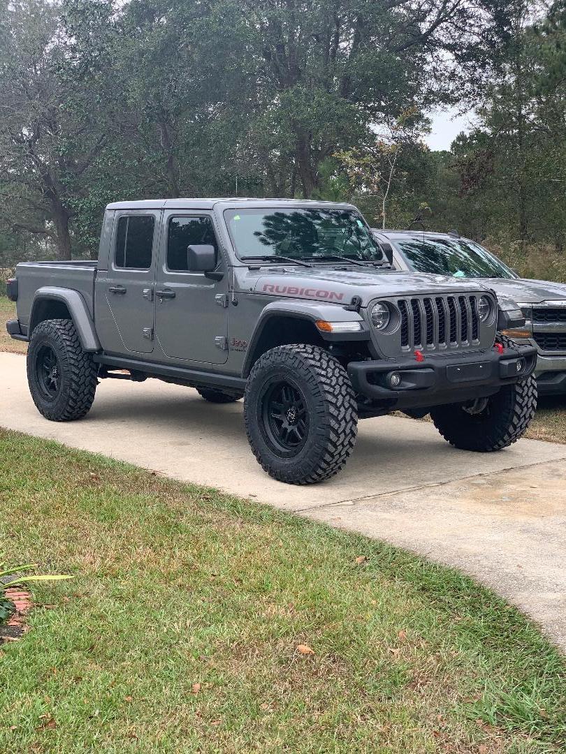 Jeep Gladiator Lets see all those Gladiators with lifts and bigger tires! ?hash=321311adefde7c5754e1b9d40aa009bf
