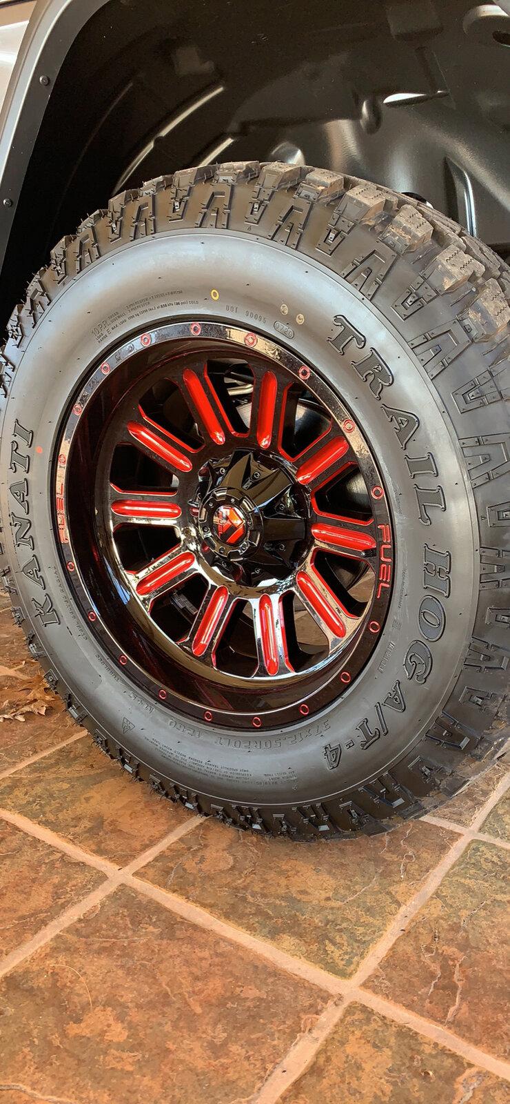 Jeep Gladiator NEW PRICE! Set of 4 Fuel Hardline (Red) with Kanati Trail Hog A/T 37s (less than 1000 miles) 4B2EB374-04F7-4629-9A3E-A59C15868474.JPG