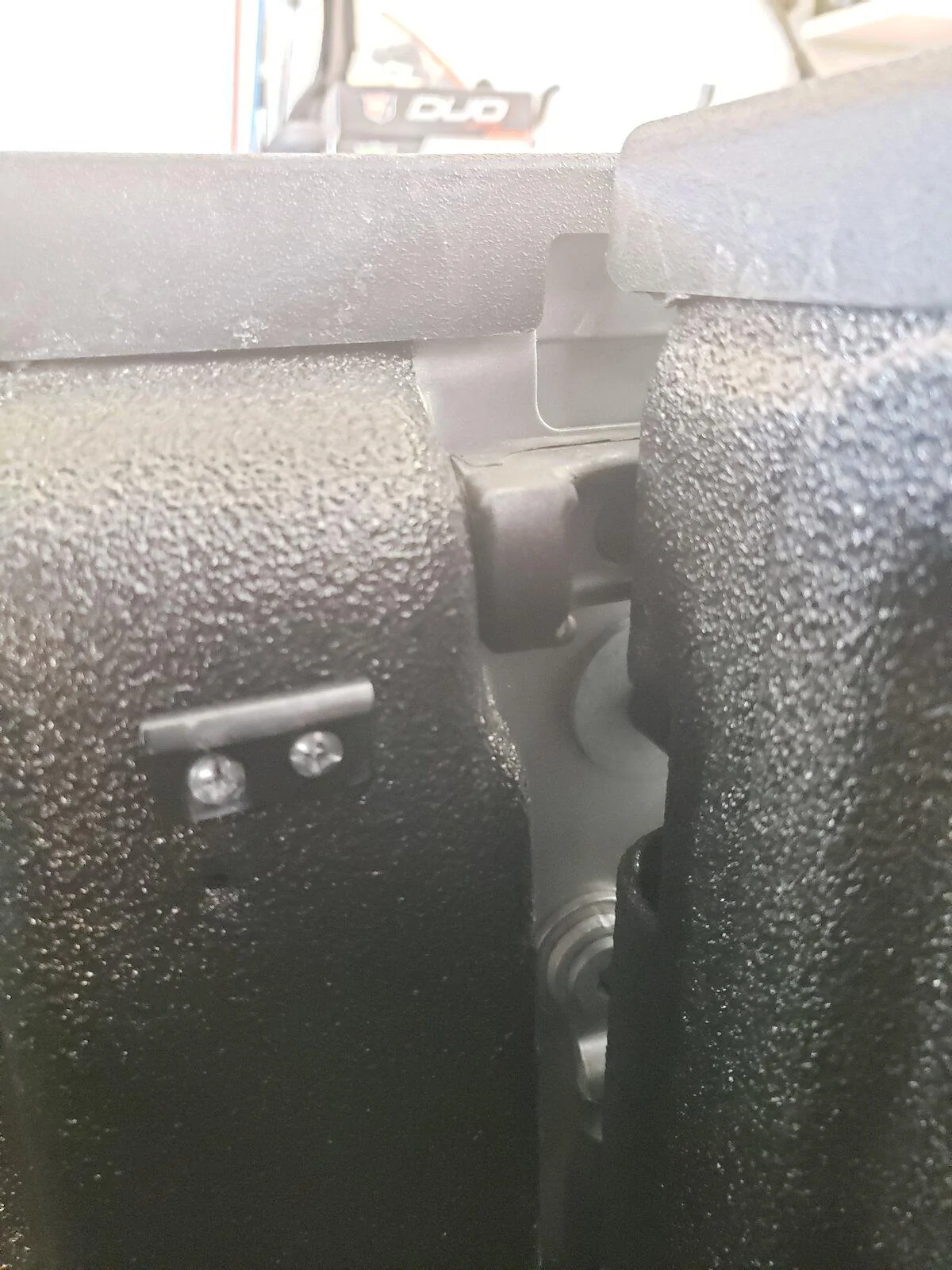 Jeep Gladiator Gladiator Tailgate opening by itself 20201129_124357