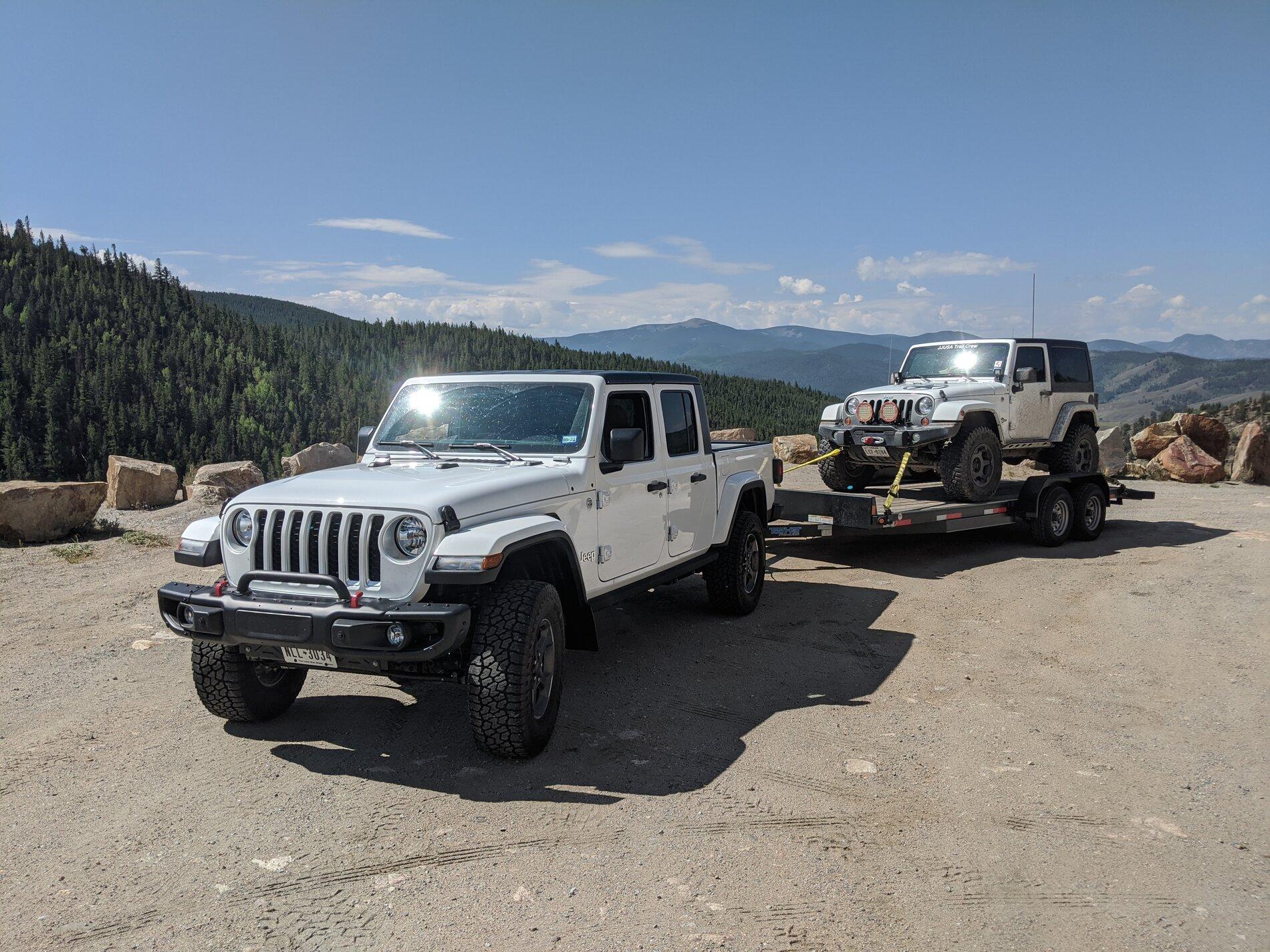 Jeep Gladiator MotorTrend 2021 Gladiator Review - Terrifying Towing? MVIMG_20200830_111144