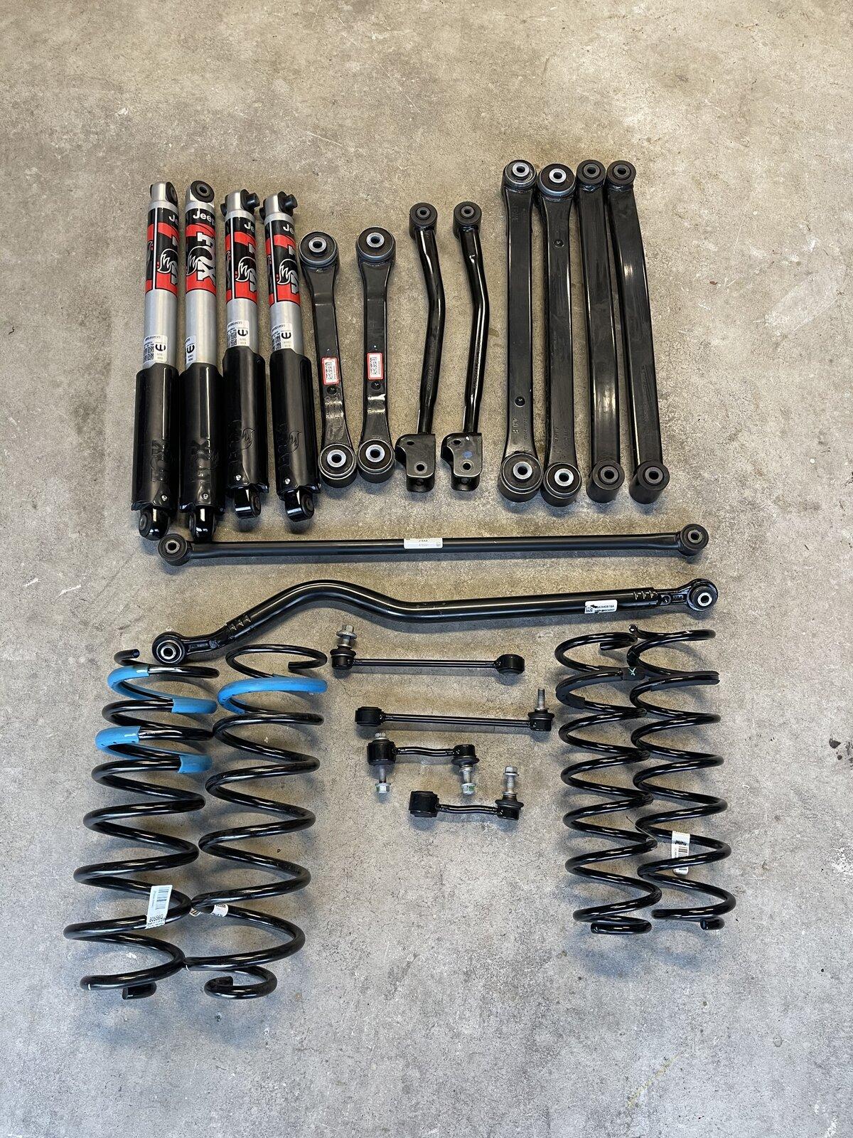 Jeep Gladiator Full Rubicon Suspension less than 1500 miles. 50FAB780-4551-498B-93A6-FD0FCF62A211