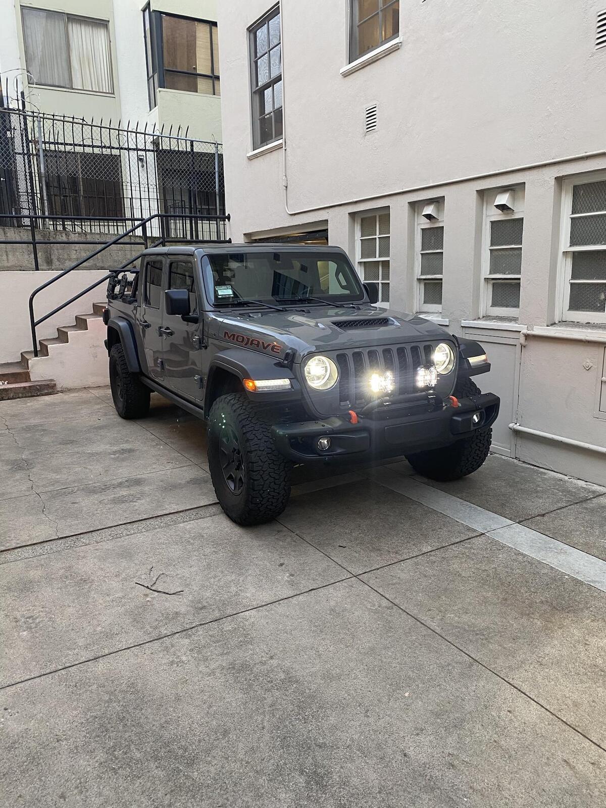 Jeep Gladiator MOJAVE Edition Gladiator JT Club dvYqOKP