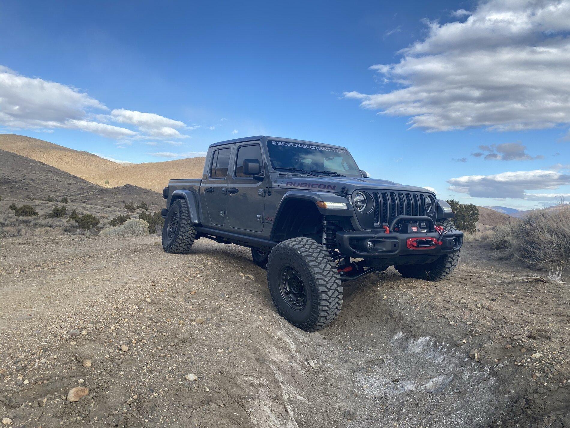 Jeep Gladiator STING GRAY Gladiator JT Club IMG_2925