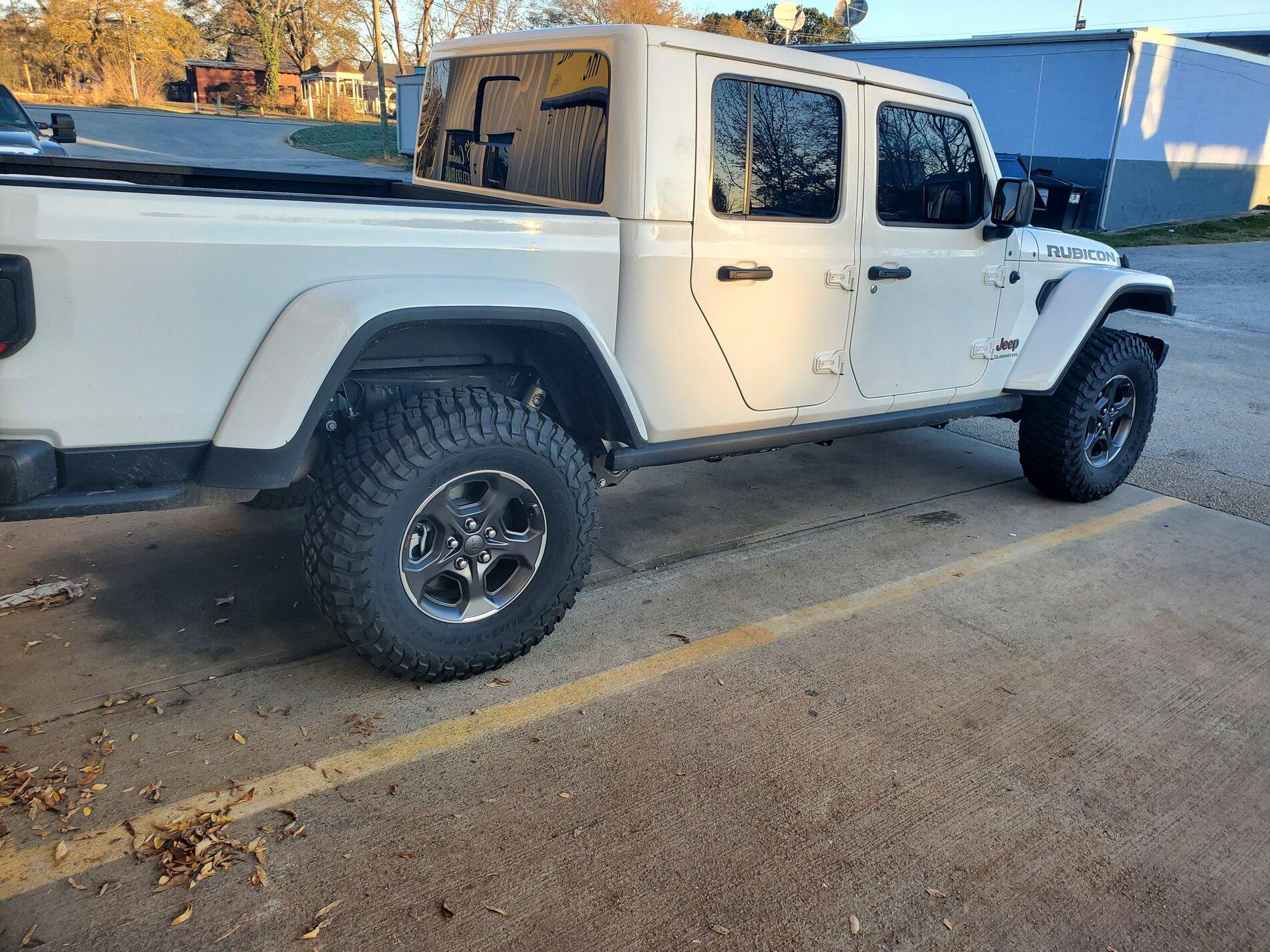 Jeep Gladiator BRIGHT WHITE Gladiator JT Club 20201202_075500