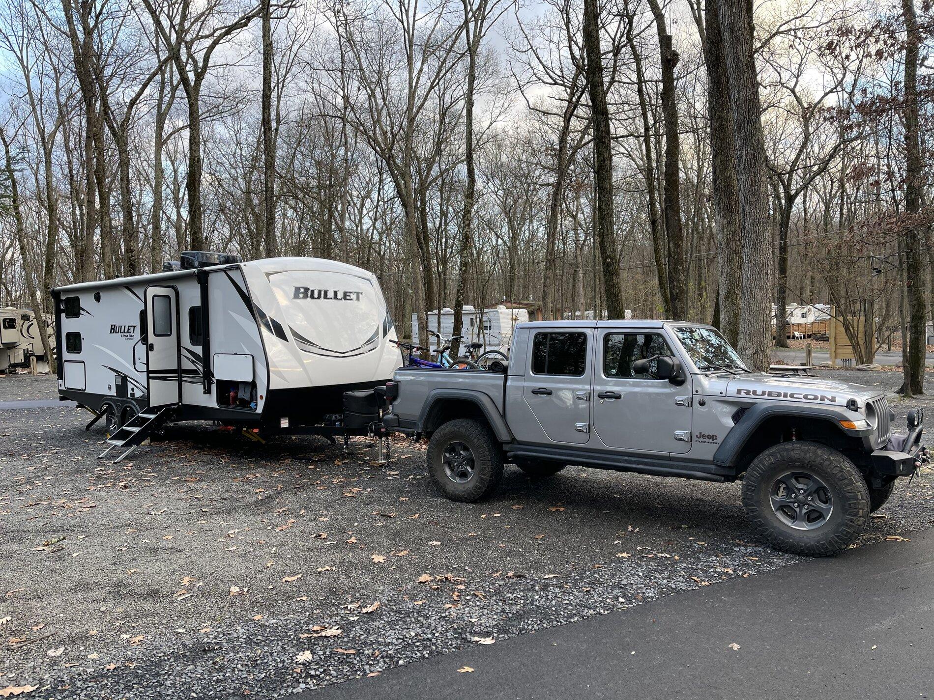 Jeep Gladiator MotorTrend 2021 Gladiator Review - Terrifying Towing? 0703F1A5-BEE2-49F8-A362-86983FDEACB9