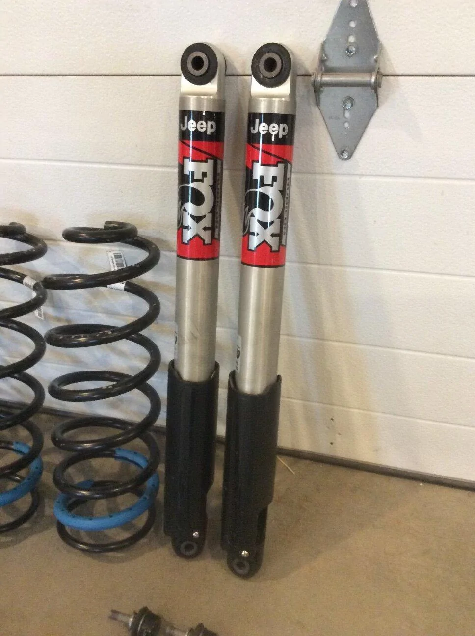 Jeep Gladiator Rubicon Suspension Take offs 1BC785BA-A225-4D63-BD72-F67E33C66798