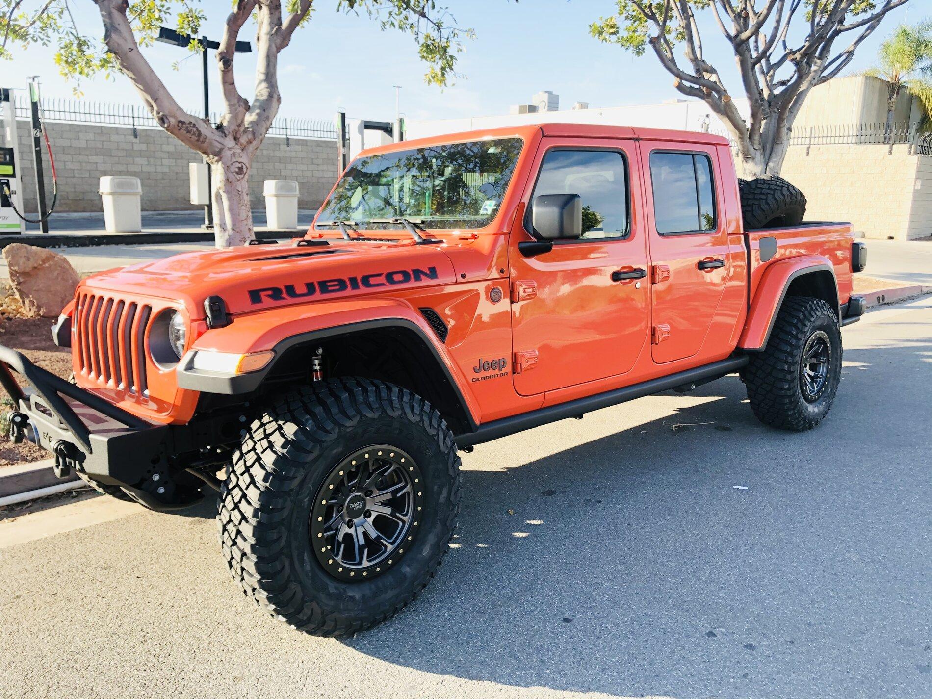 Jeep Gladiator New 35 BFGs on Dirty Life wheels 6992DECC-391A-4157-9D81-1898E04FEF9E