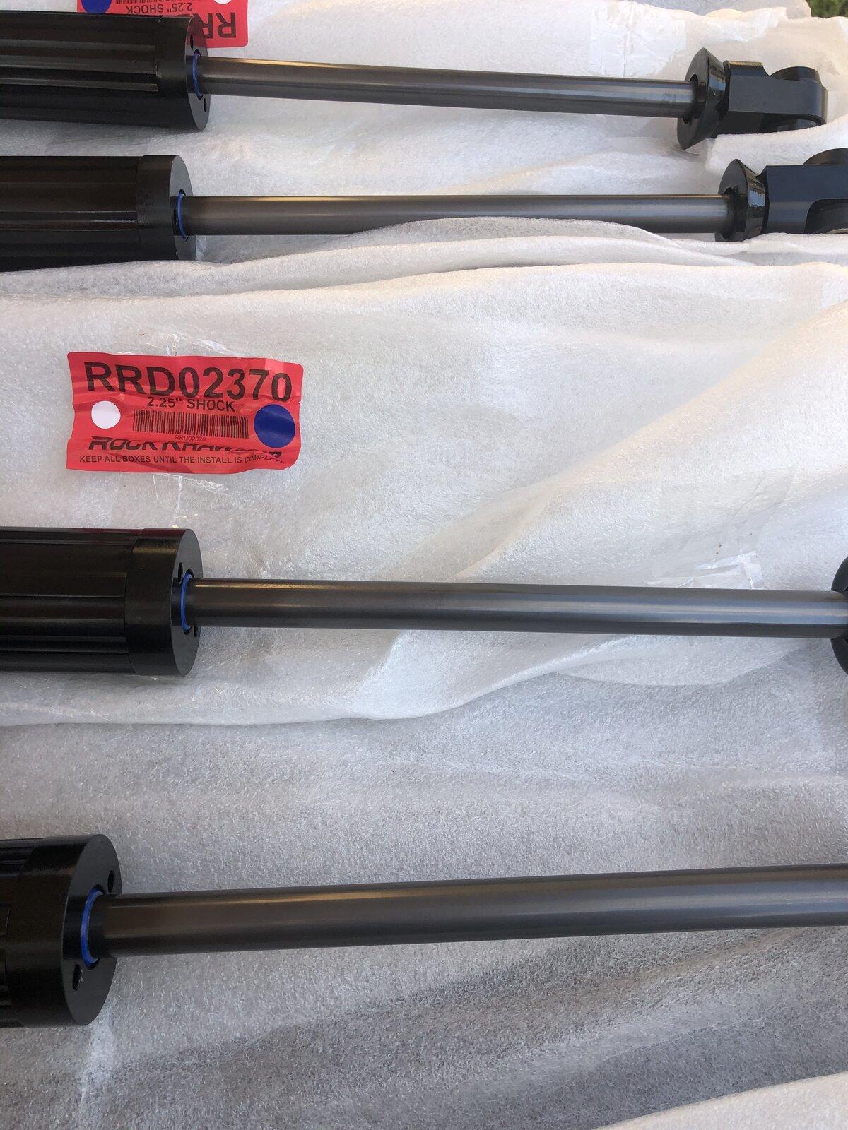 Jeep Gladiator NEW Rock Krawler JT 3.0 Inch RRD 2.25 shocks 5E7EF5B1-502B-4BCC-A36A-16701AA99D94