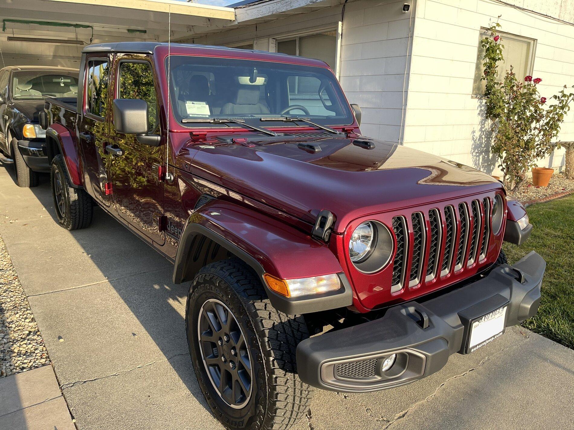 Jeep Gladiator 80TH ANNIVERSARY Edition Gladiator JT Club IMG_2174