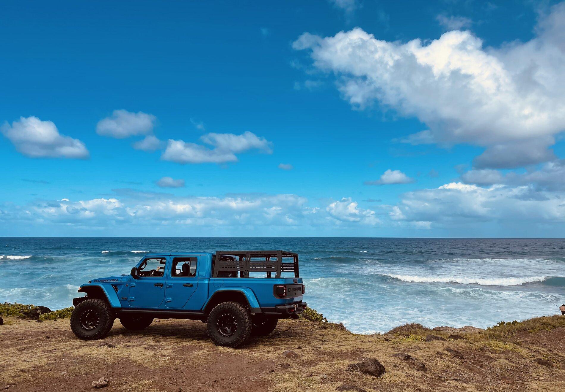 Jeep Gladiator Gladiator Glamour Shots 97680284-80E6-44B8-AD2D-2547C0F88E7D