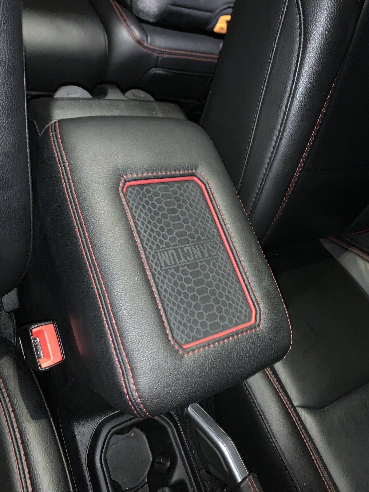 Jeep Gladiator Phone Solutions {filename}
