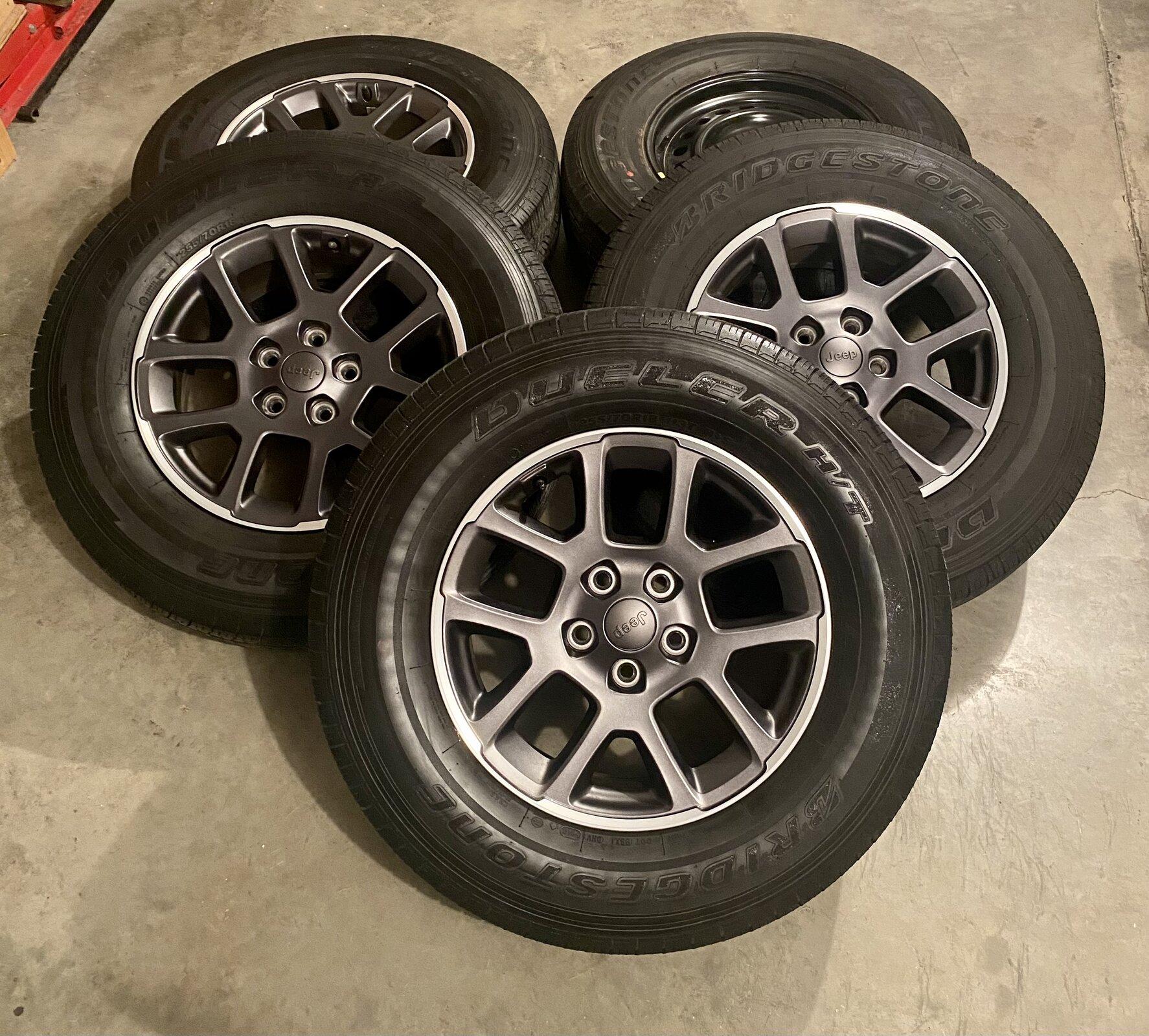 Jeep Gladiator Set of 5 Gladiator Overland wheels and tires $400 F7CE2C6F-B6EB-441C-82D0-DC6403D8C1C5