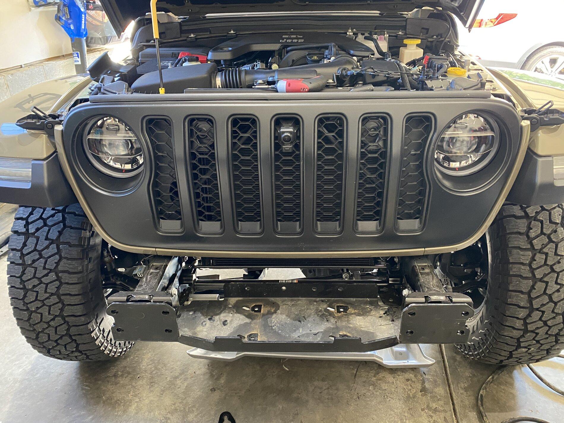 Jeep Gladiator Swapping the Mojave plastic bumper with the Mopar steel bumper CBD4661D-8C66-400D-A588-E59E65273F46