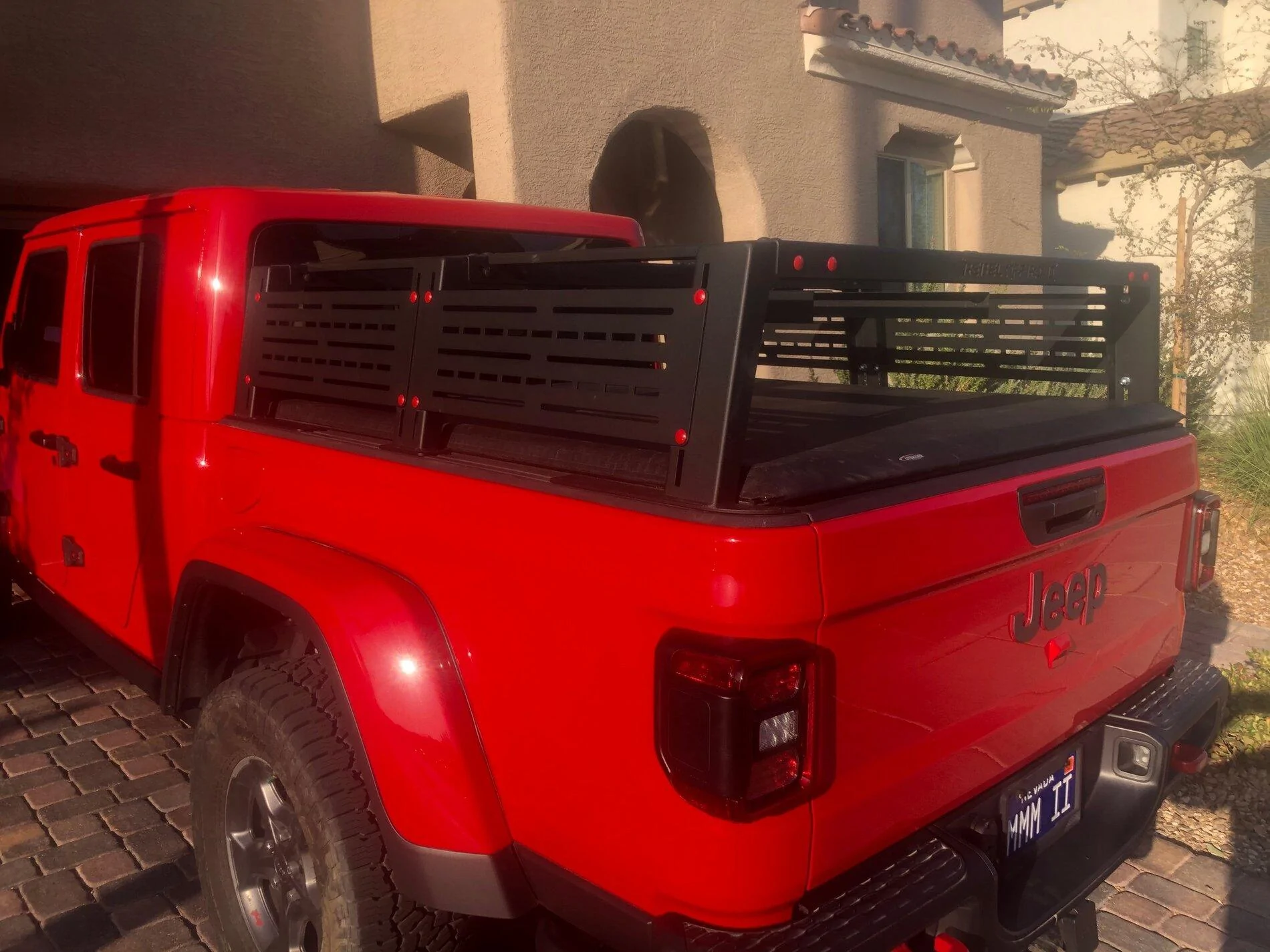 Jeep Gladiator Full Rack vs Half Rack DA539528-7E82-449D-90F8-50F6206FAB75