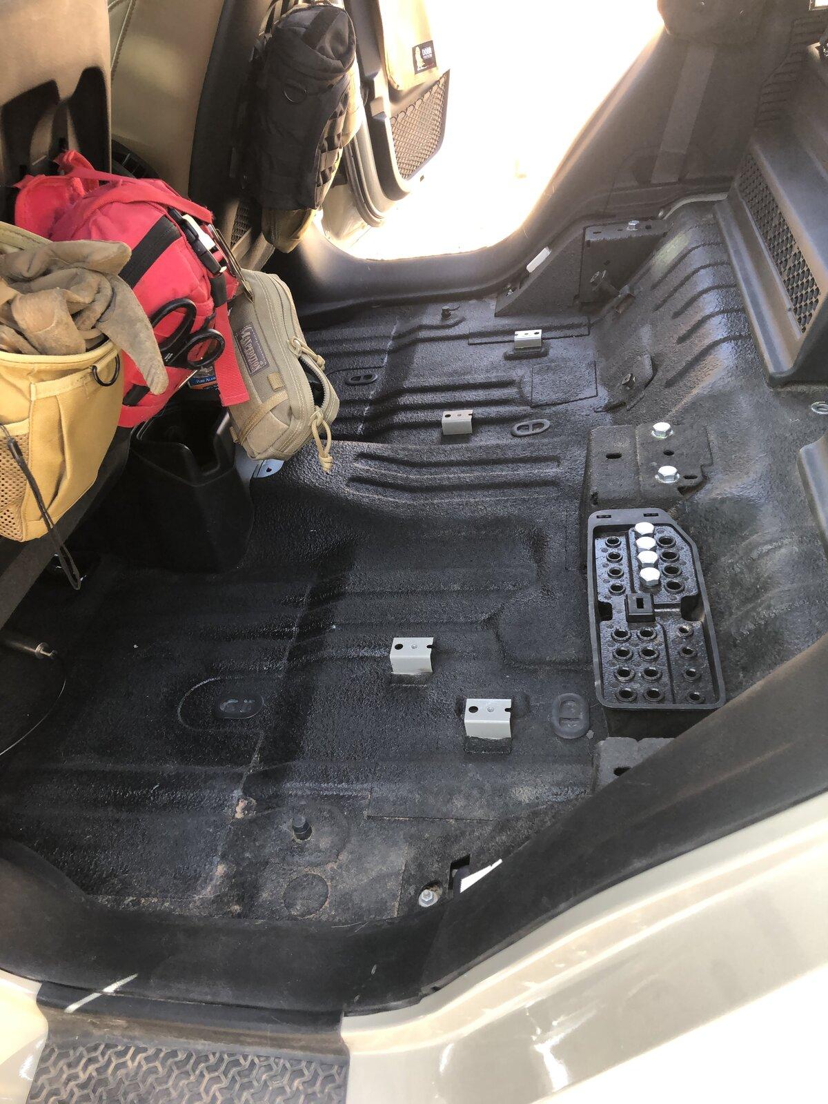 Jeep Gladiator Anyone remove the carpet? 9340E8EC-12C8-4F88-AFFF-5B5C8D8048EF
