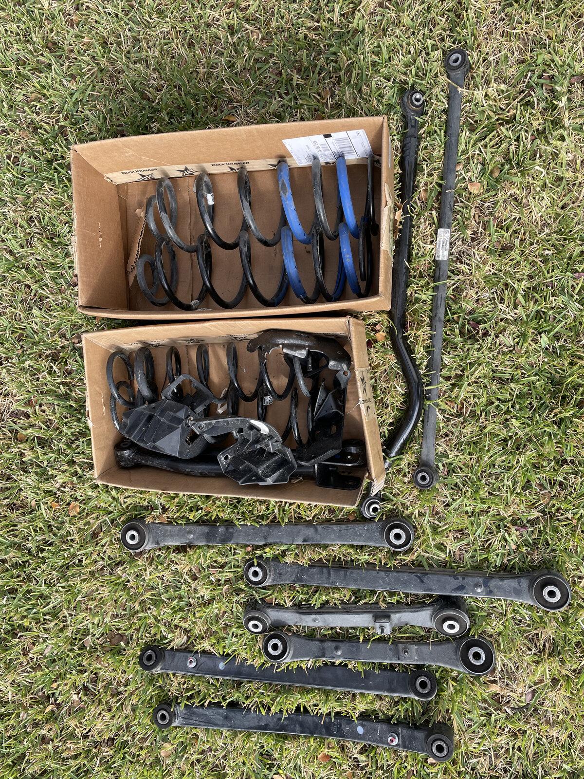 Jeep Gladiator Free - Jeep JT Overland Stock Suspension F4EF5863-2BA6-4356-B6A3-71EDC3708A5D