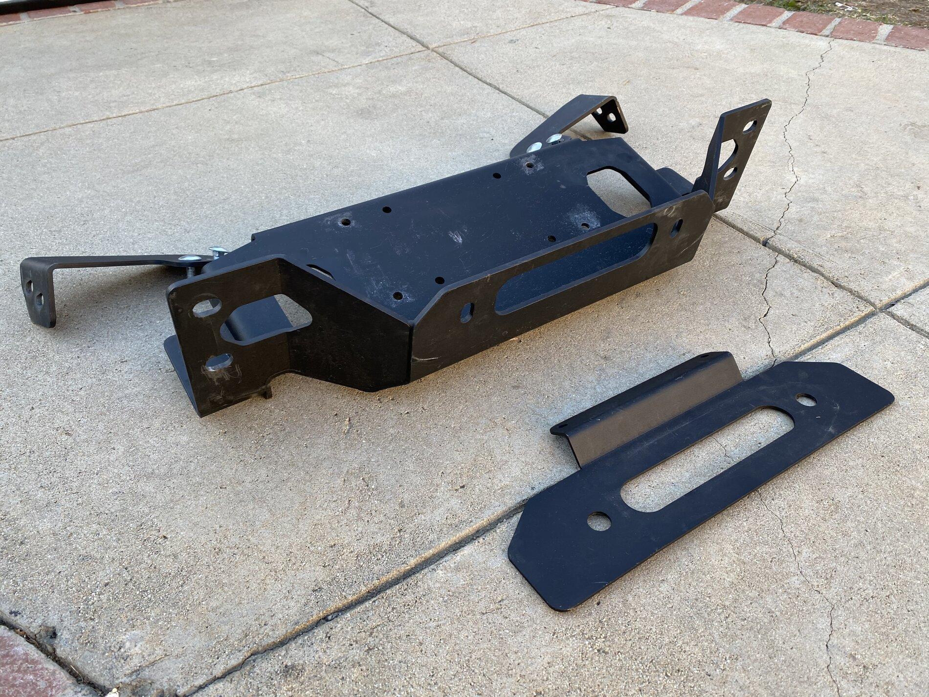 Jeep Gladiator Warn Winch Plate - Barely Used 372BA282-75F3-434A-9DA1-9B438D1041FC