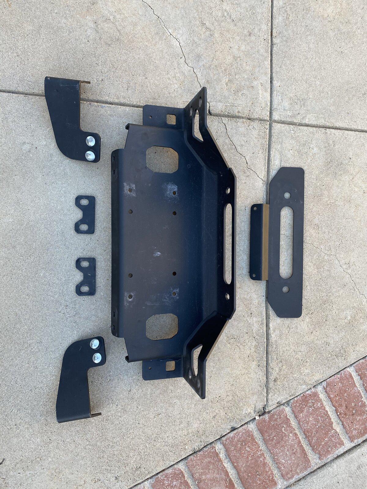 Jeep Gladiator Warn Winch Plate - Barely Used E1C474EA-D3D0-4123-9B06-1F5290715B51