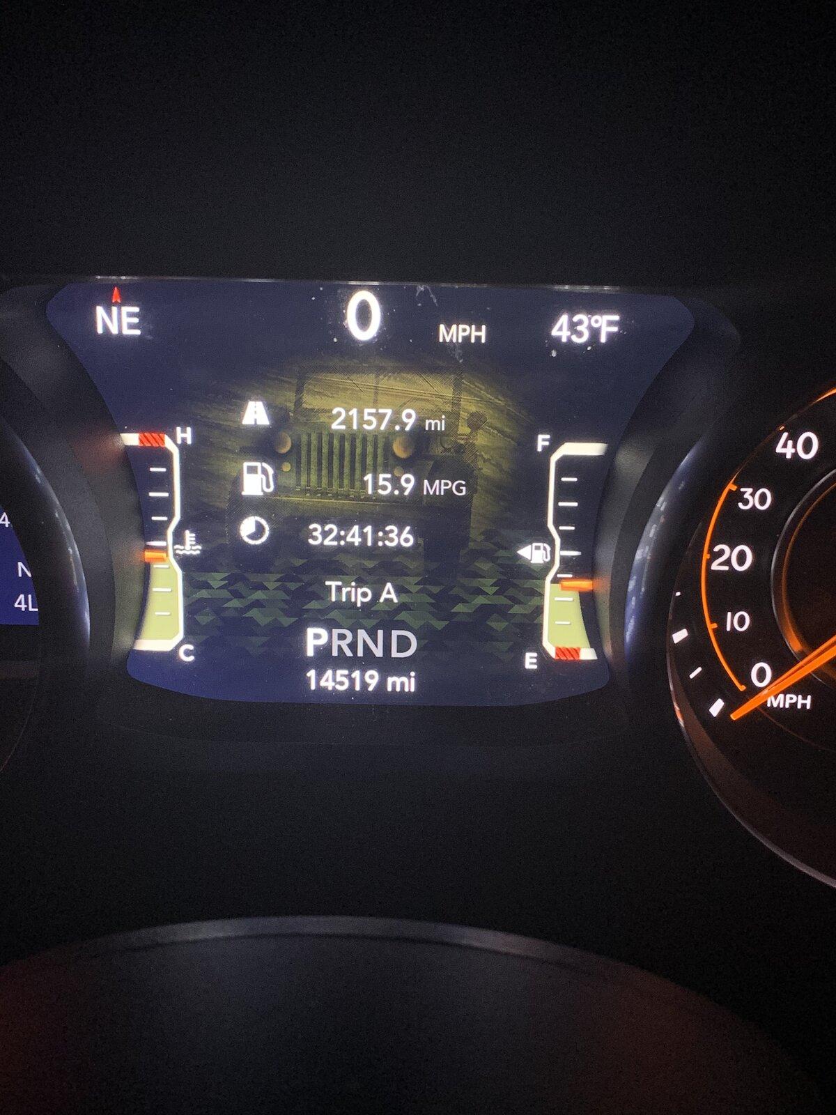 Jeep Gladiator JT owners post your MPG 5CF9C7B3-DCA0-4C57-972B-61557C97CEE6
