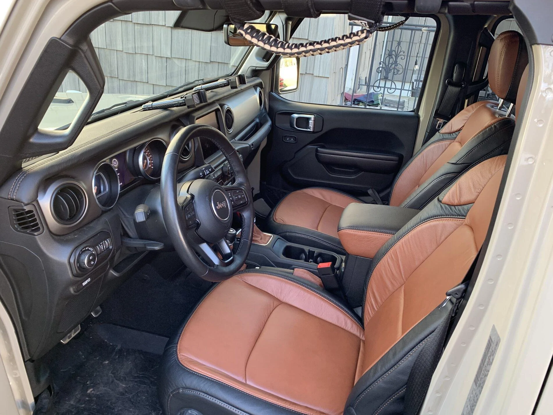 Jeep Gladiator Leather Interior Project AA7B5C6A-1136-4E22-9733-490D0A828727