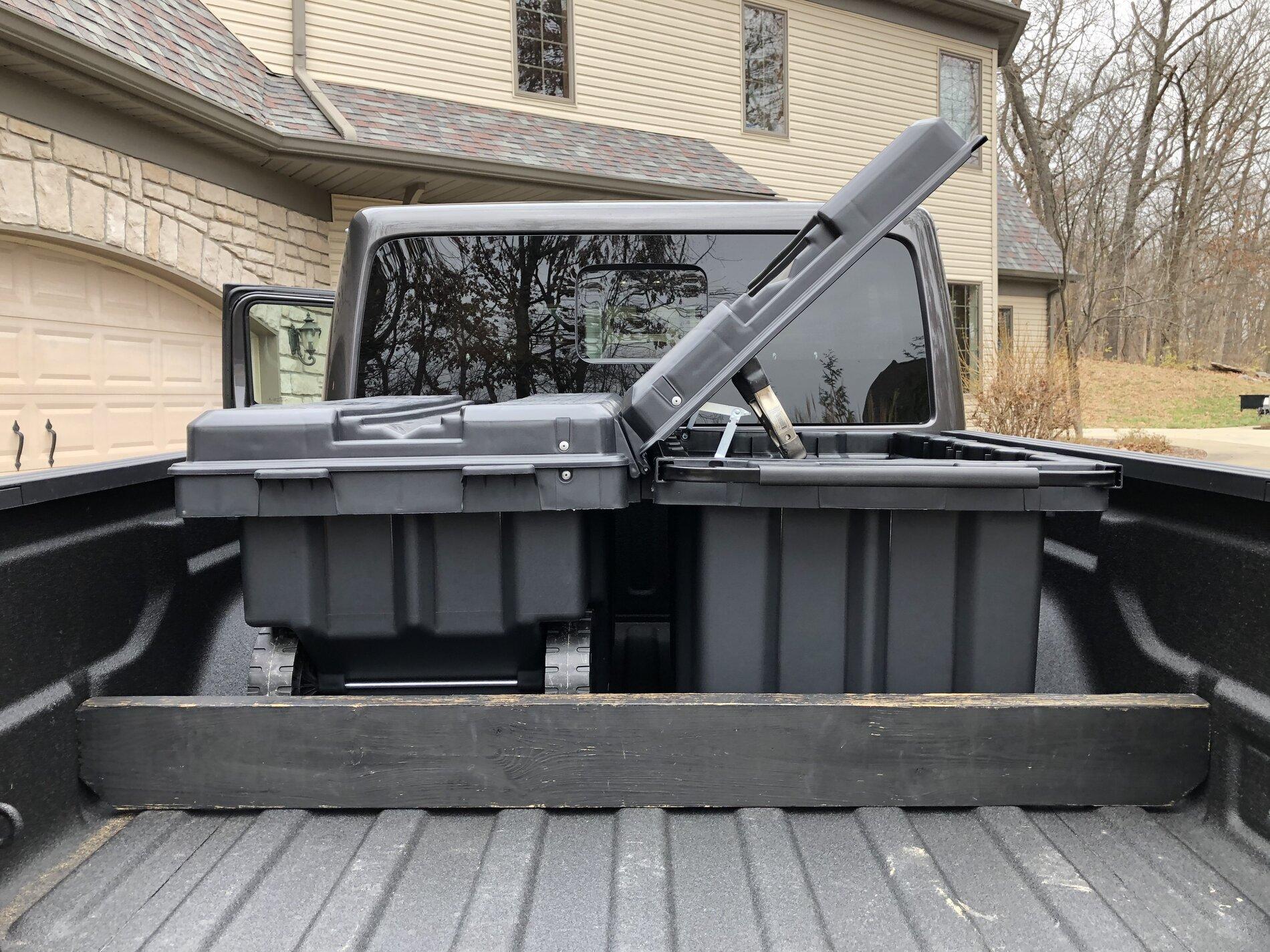 Jeep Gladiator Bed Storage (not drawers) Options 9A6A5A17-CAAE-4886-8A54-8699F797FCE5