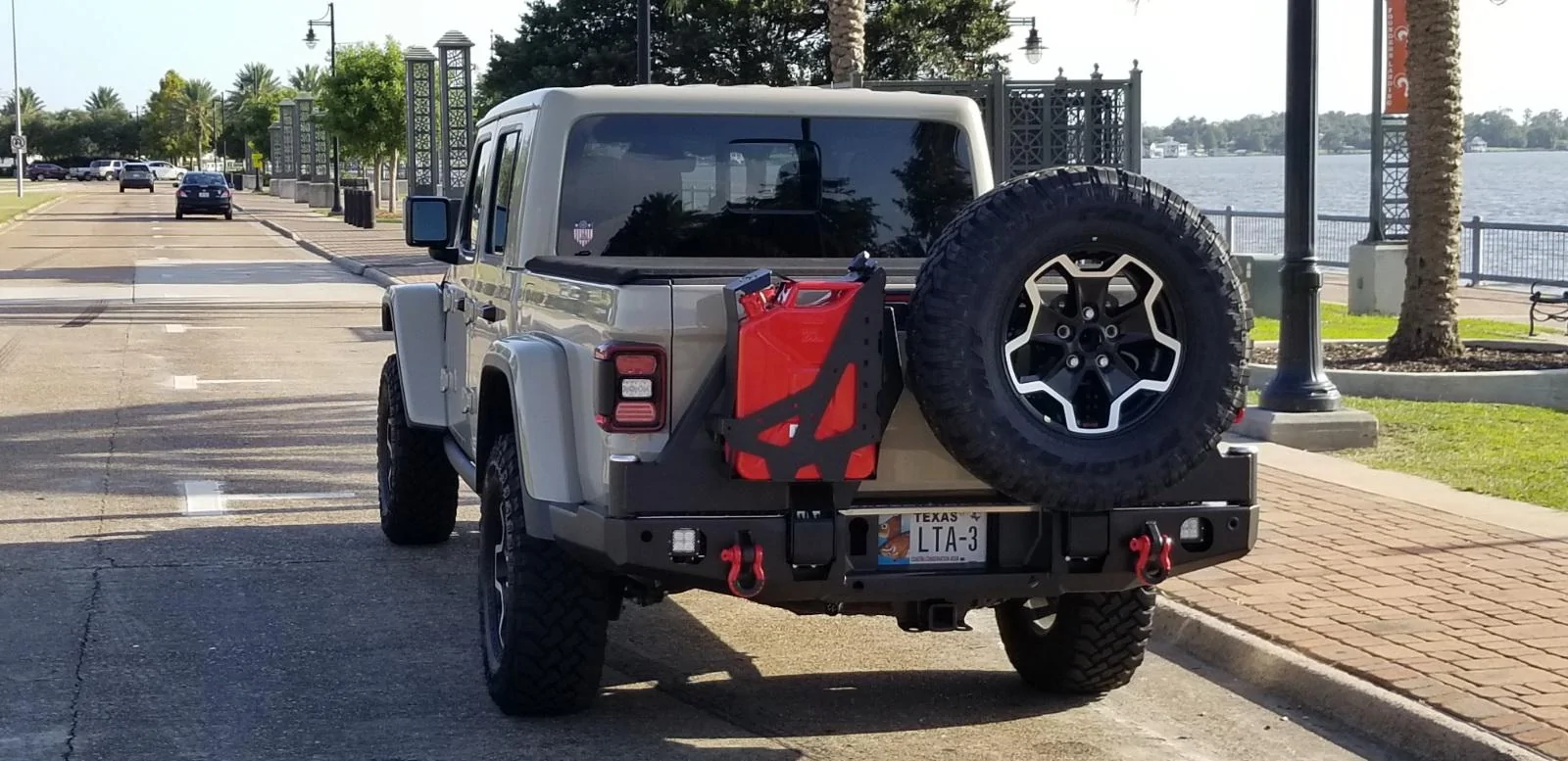 Jeep Gladiator Dual Swing Rear Bumper with tire carrier Resized_20200713_180549